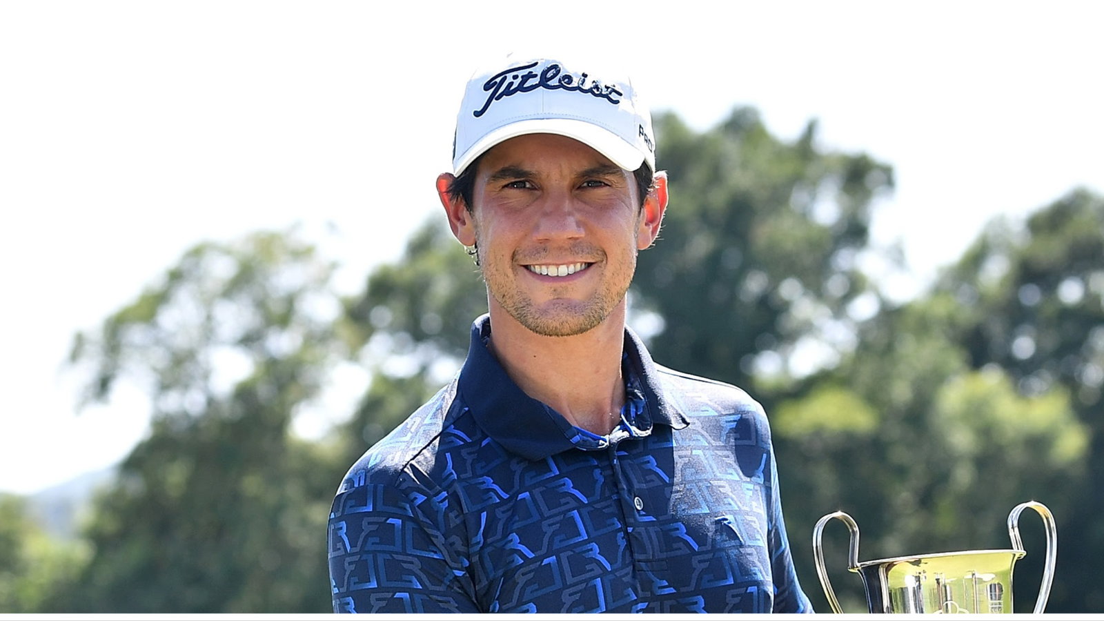 Pro who went from can't miss to can't play wins again!